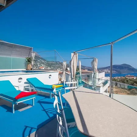 Sleeps 4 Pool Air Con Wifi Villa
